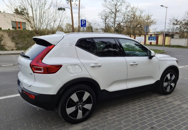 Volvo XC 40 cena 114900 przebieg: 47500, rok produkcji 2019 z Sulejówek małe 191